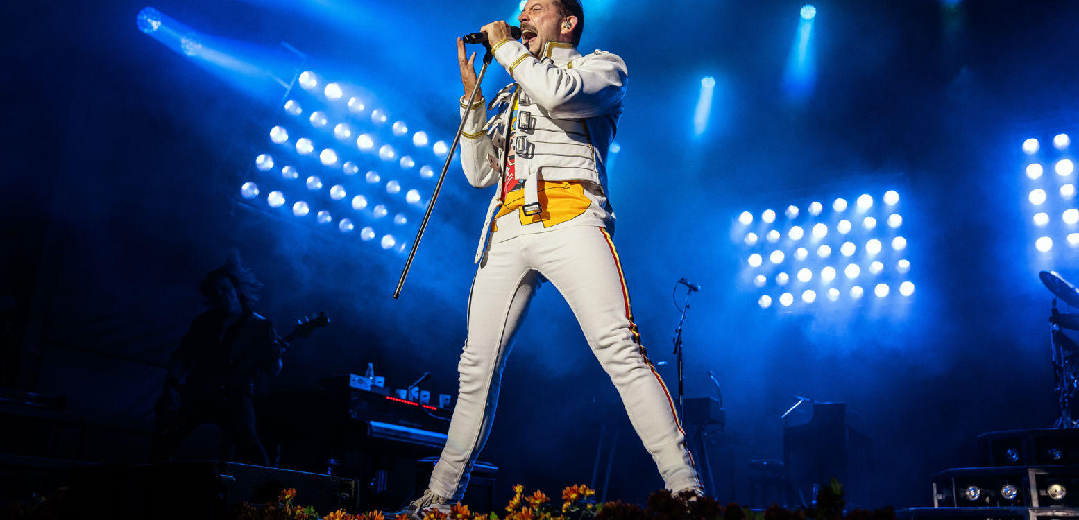 QUEEN MACHINE
